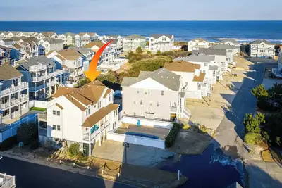 Image de Corolla 7br with Heated Pool & Spa, 1 min to beach!