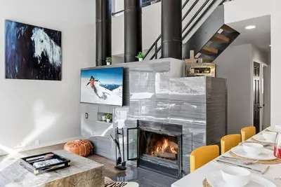 Image de East Vail Escape - Mountain Views & Shared Hot Tub