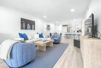 Image de Upscale Corner Condo |2 Ensuite Bedrooms |Saddlebrook Resort |Pools |Hot Tub |Gym |Golf & Tennis