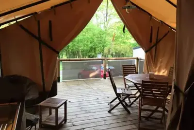 Image de Lodge Toile Nature & Confort 2 chambres / Salle de bain / Wc / cuisine 5 personnes