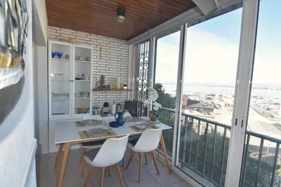 Image de Location de vacances à Roses, Costa Brava : appartement avec vue sur le port, capacité jusqu’à 4 personnes