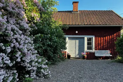 Image de Calme et nature – maison de campagne avec cuisine neuve et grand jardin