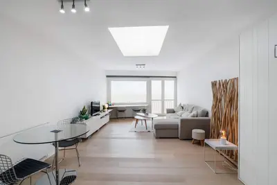 Image de Joli studio avec vue sur la mer