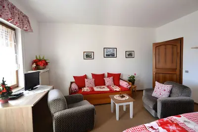 Image de La Casa di Heidi dans les Dolomites - 2 : vue montagne, jardin privé et Wi-Fi