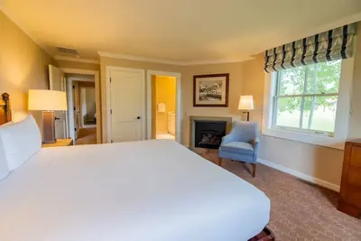 Image de Harriman Cottage w/ Fireplace, Private Patio & Steps from Village Shops & Trails