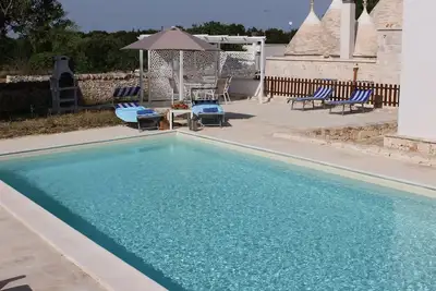 Image de Beautifully restored Trullo in Martina Franca with pool and garden