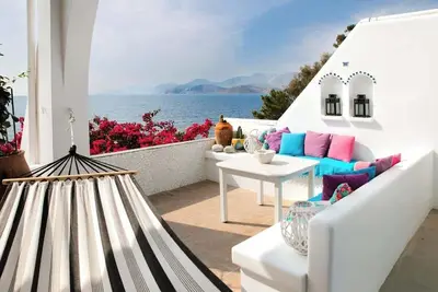 Image de Casa Azul Villa - Seafront Getaway in Kalymnos