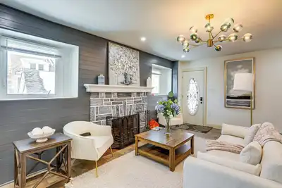 Image de Walk to Public Transit: Family Home in Mount Airy!