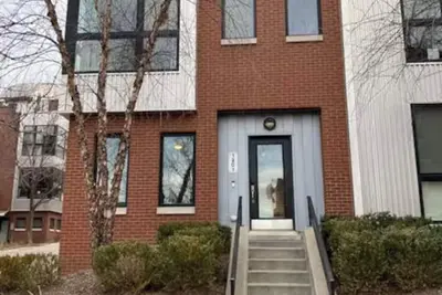 Image de Spacious 3-bedroom townhome in marvelous Downtown Omaha with Ac