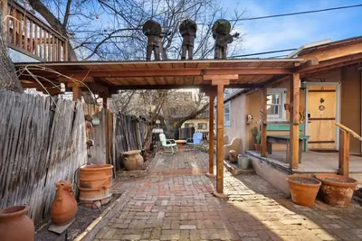 Image de Estrella De Oro Residences: Old House- Walk 2 town