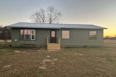 Image de Ranch House. 3-bedroom house in beautiful Pittsburg, peaceful country setting