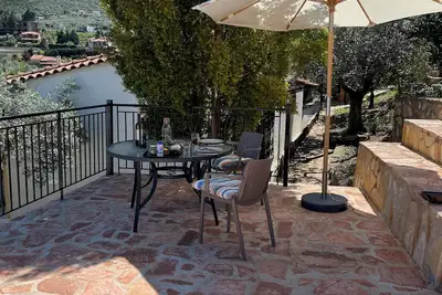 Image de Olive Hill - Supremely serene, large and modern villa newly created for luxury