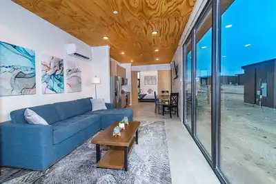 Image de Serenity Suite 4b- Amphitheater, Winery & Spa