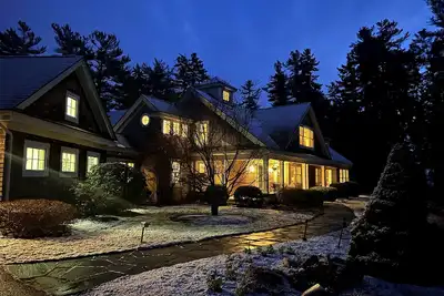 Image de Tranquility Redefined. The Maine House on Dingley