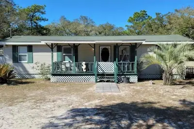 Image de Fisherman's Retreat \nEntire home in Panacea, Florida