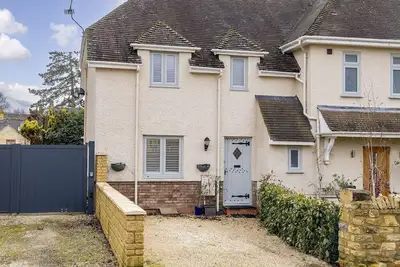 Image de Beautiful dog friendly holiday cottage in picturesque village - Tower View