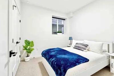 Sparsh Villas - Luxurious & Stylish 2br P/Suite