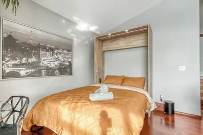 Image de 2 Suites, 6 Beds +Sofa Bed | Sauna|Sleeps 14