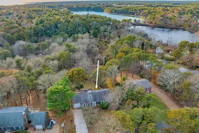 Spacious Dog-Friendly Retreat in Chatham