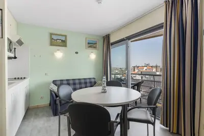 Image de Studio spacieux près du front de mer