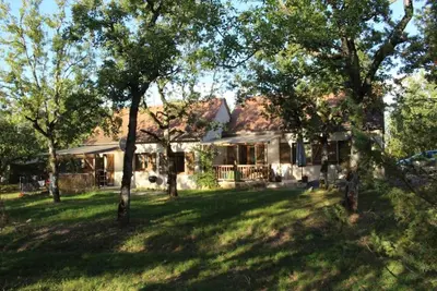 Image de Rester au calme d'un bois des chênes - Maison 7