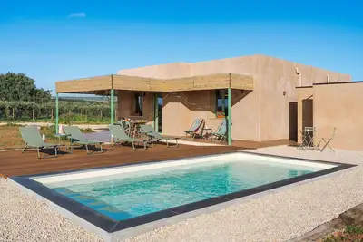 Image de Magnifique maison de vacances privée avec piscine privée, Wifi, climatisation, Tv, vue panoramique