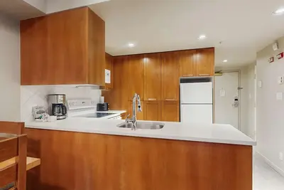 Image de Whistler - Whistler Peak Lodge 205