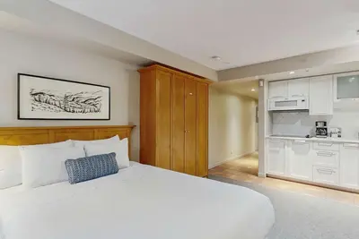 Image de Whistler - Whistler Peak Lodge 210