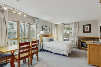 Image de Whistler - Whistler Peak Lodge 306