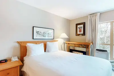 Image de Whistler - Whistler Peak Lodge 312