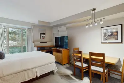 Image de Whistler - Whistler Peak Lodge 422