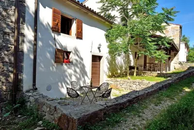 Image de Istrien Traditionelles Steinhaus 1 by Interhome