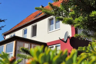 Image de Familienfreundliches Ferienhaus mit Sauna am Fuße des Brockens by Interhome