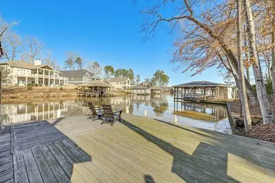Image de Spacious 4-bedroom house in pleasant Norwood with Ac