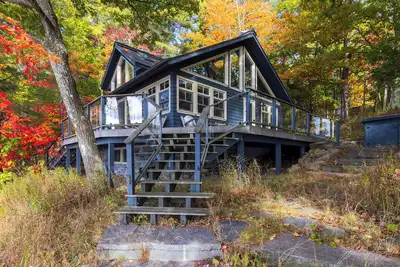 Image de Waterfront Cottage on Georgian Bay with Sandy Beach