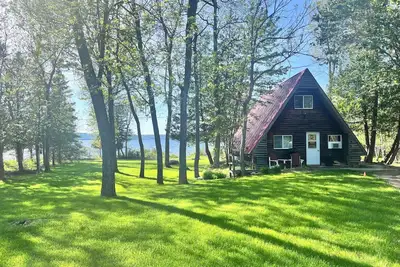 Image de Hawberry Haven - Waterfront, Private Sandy Beach on Mudge Bay, Kagawong