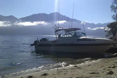 Image de Lakefront with awesome views and excellent location.