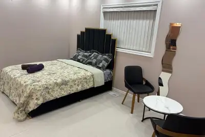 Image de Premium comfort bright and spacious home.