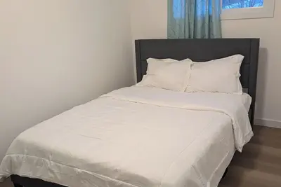 Image de Brand New Affordable 3 Bedroom suite