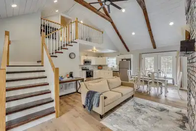 Image de Willard Home On Working Farm w/ Water Views!