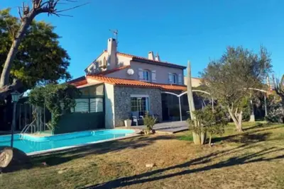 Image de Villa 12 pers avec piscine privée & jacuzzi – Proche mer & Albères – Elne