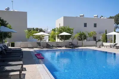 Image de First Floor apartment with communal pool close to bars and restaurants