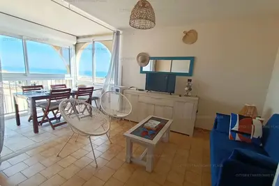 Image de Appartement pour 5 avec piscine, WiFi et parking
