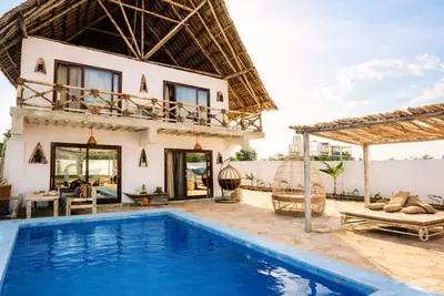 Private Villa with Pool & Mnemba Island View