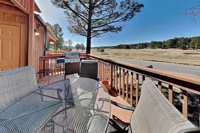 Image de 19th Hole Retreat | Mountain Retreat w/Great Views & Location!