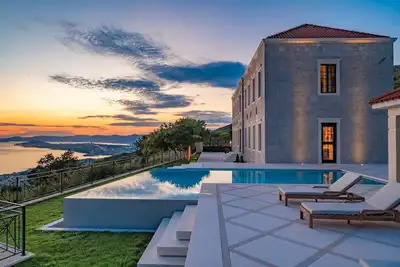 Image de Royal Villa Petra - A Luxurious Mediterranean Retreat Near Split