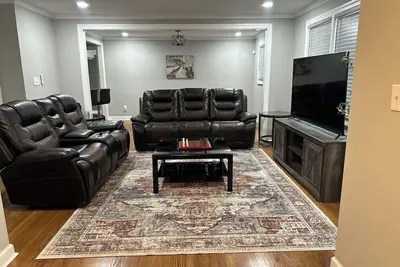 Image de 3-bedroom house in amazing Goldsboro with cool Ac breeze