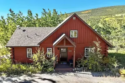 Image de Aspen Grove Haus - Private Family & Pet Friendly Cabin - 3 bd/2ba - Starlink