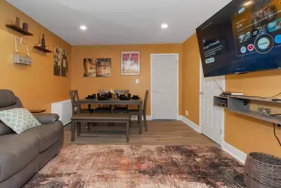 Image de Spacious 3br Condo in Dtwn