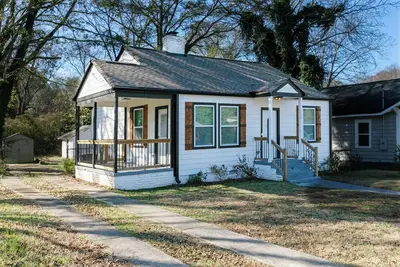 Image de 2br/2ba Near Atl Airport • Free Park• Quiet Stay